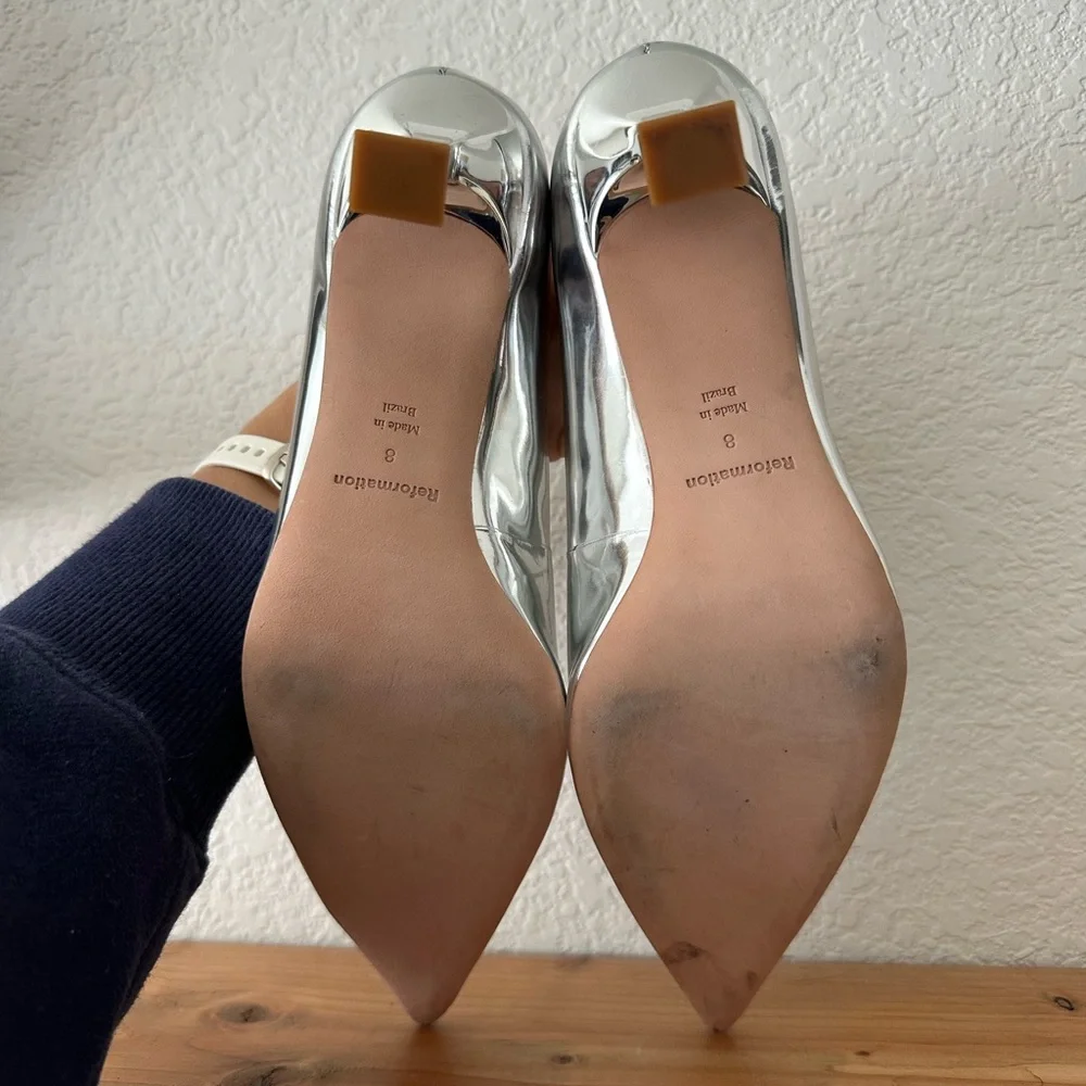 Reformation Milano Pumps In Silver Size 8 - Picture 9 of 11